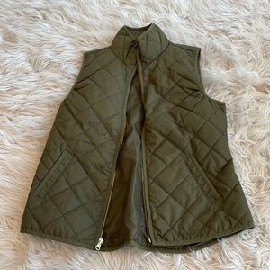 Old Navy green puffer vest
